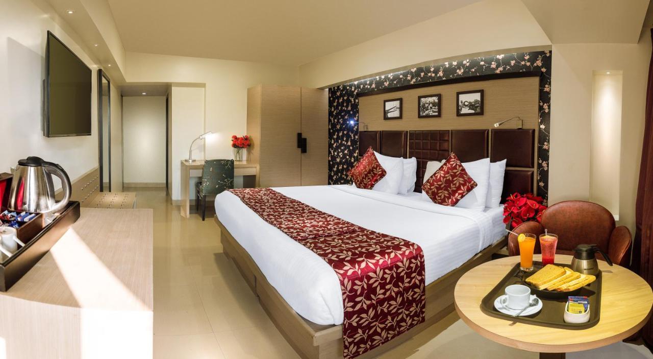 Hotel Oriental Aster - Mumbai International Airport Kültér fotó